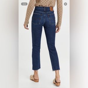 Levi’s High Rise Dark Wash Wedgie Straight Raw Hem Jeans 30 Petite